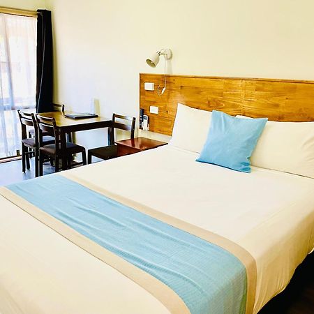 Highway Motor Inn Тари Экстерьер фото