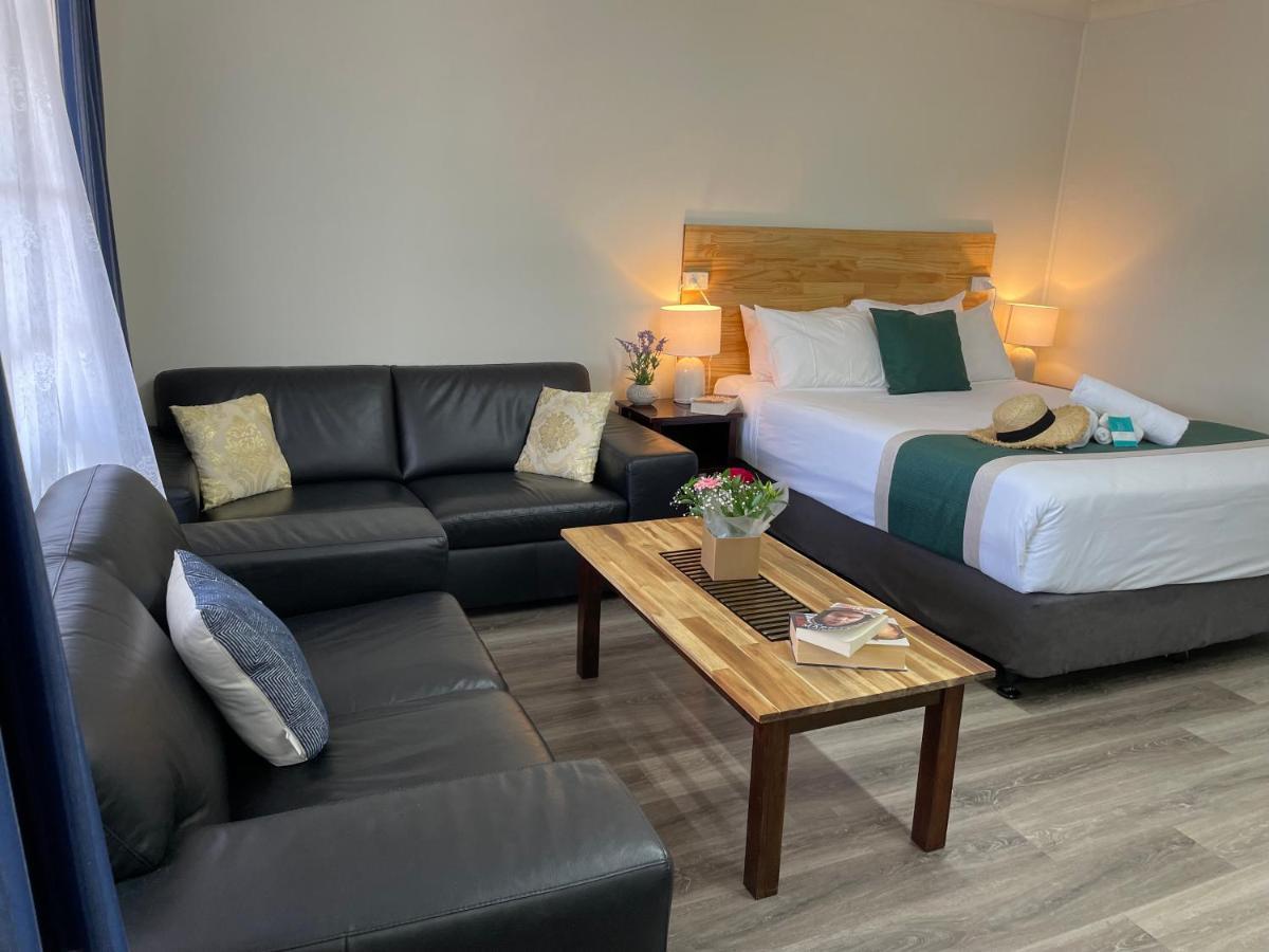 Highway Motor Inn Тари Экстерьер фото